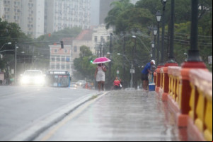 Dia de chuva no Recife